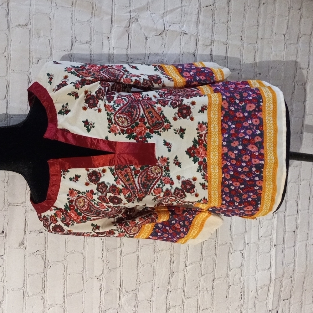 RETRO medium gorgeous silky RARE bohemian top